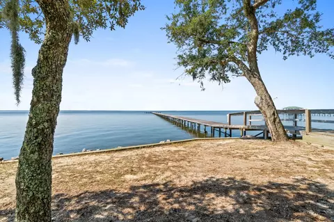 View/Area - 518 E Tweet St, Freeport, FL 32439 photo 17 of 21