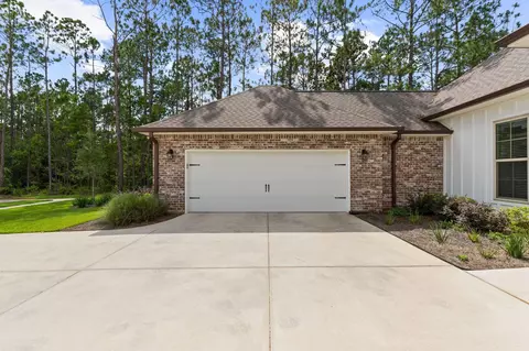 Exterior - 518 E Tweet St, Freeport, FL 32439 photo 4 of 31