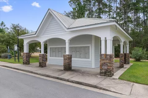 406 Date Palm Ln, Freeport, FL 32439 photo 12