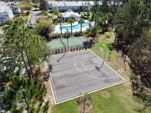 406 Date Palm Ln, Freeport, FL 32439 photo 8