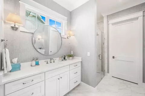 Bath - 105 Rosecourt St, Watersound, FL 32461 photo 2 of 8