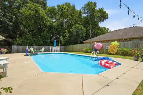 Exterior - 5976 Milan Dr, Pace, FL 32571 photo 6 of 17