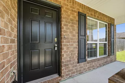Entry Way - 5976 Milan Dr, Pace, FL 32571 photo 2 of 10