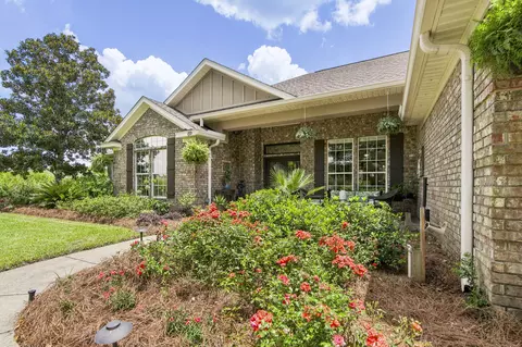 Exterior - 69 Fairway Xing, Freeport, FL 32439 photo 16 of 19