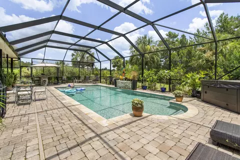 Exterior - 69 Fairway Xing, Freeport, FL 32439 photo 6 of 19