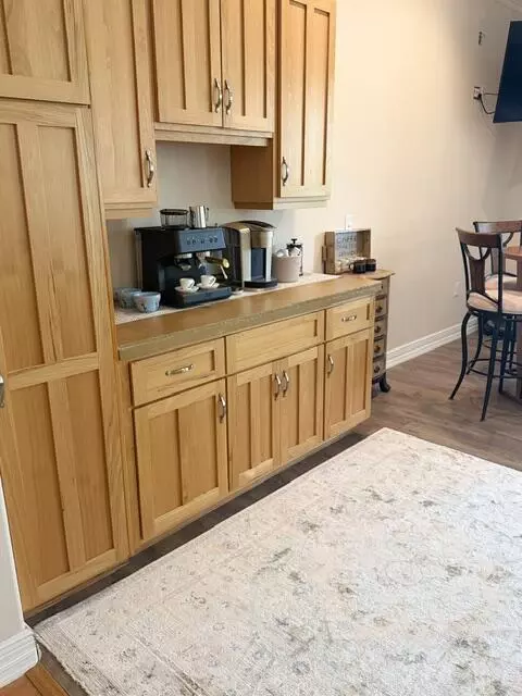 Kitchen - 69 Fairway Xing, Freeport, FL 32439 photo 2 of 9