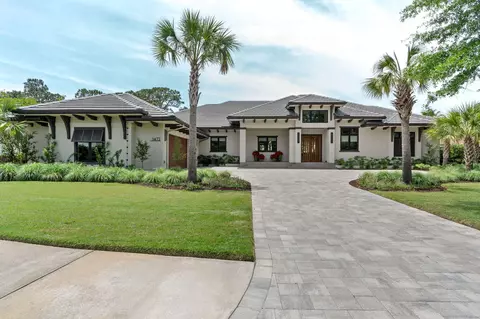 1472 Baytowne Ave, Miramar Beach, FL 32550