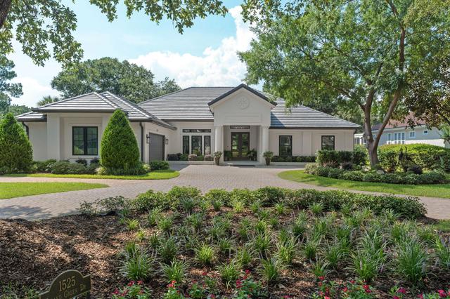 1525 Island Green Dr, Miramar Beach, FL 32550