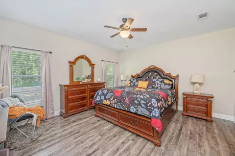 Bedroom - 176 Seneca Trl, Crestview, FL 32536 photo 1 of 7