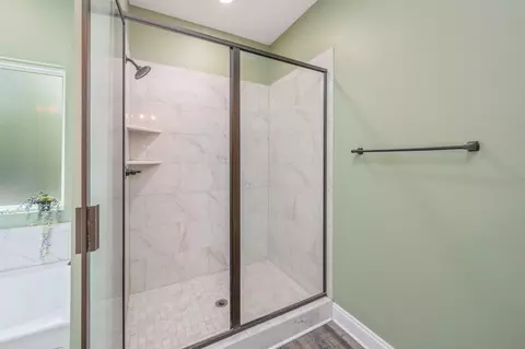 Bath - 176 Seneca Trl, Crestview, FL 32536 photo 5 of 7