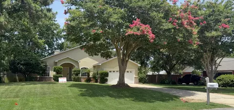 1933 Sparrow Ln, Navarre, FL 32566