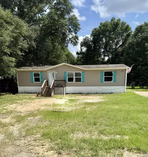 545 E Williams Ave, Crestview, FL 32539 photo 1