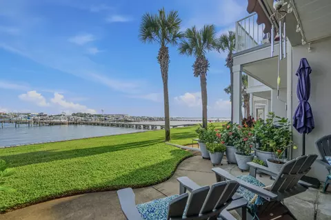 218 SW Miracle Strip Pkwy UNIT F, Fort Walton Beach, FL 32548