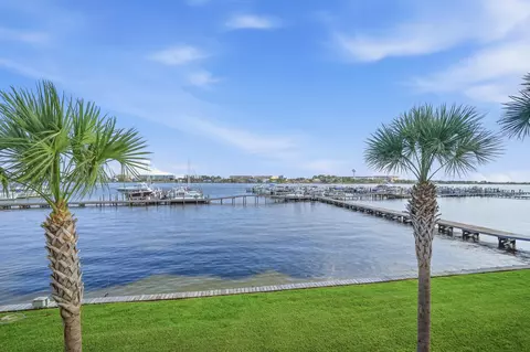 218 SW Miracle Strip Pkwy UNIT F, Fort Walton Beach, FL 32548