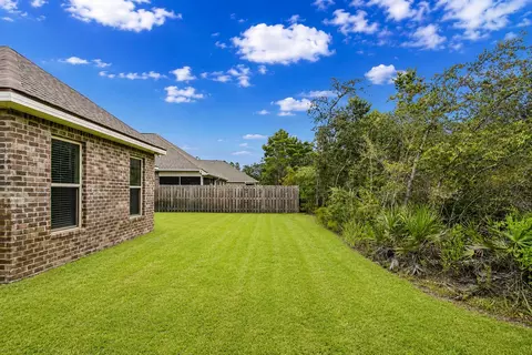 Exterior - 124 E Apollo Ave, Freeport, FL 32439 photo 5 of 9