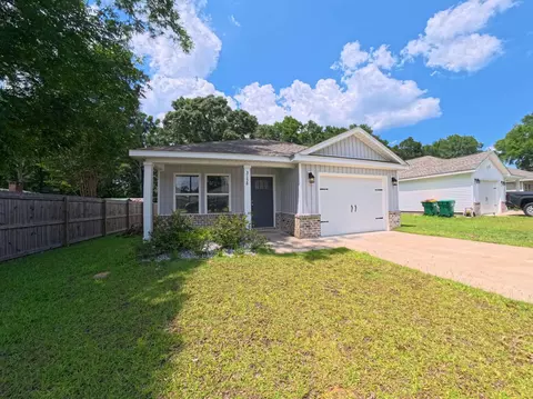 3158 Chestnut St, Crestview, FL 32539 photo 1