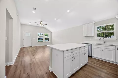 3158 Chestnut St, Crestview, FL 32539 photo 4