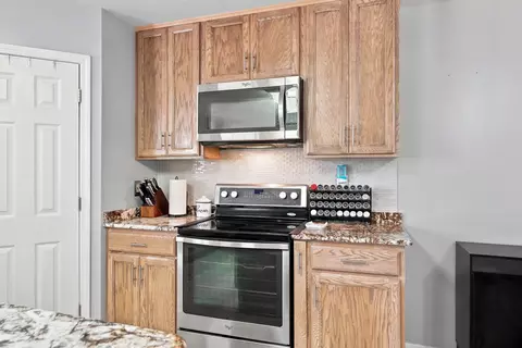 Kitchen - 4761 Connor Dr, Crestview, FL 32539 photo 4 of 4