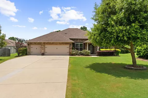 300 Brighton Cv, Freeport, FL 32439