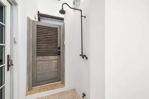 Bath - 94 Nonesuch Way, Alys Beach, FL 32461 photo 4 of 11