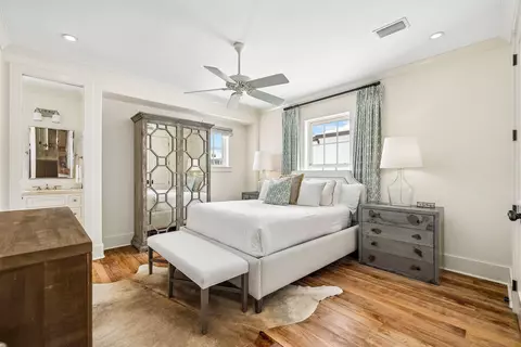 Bedroom - 94 Nonesuch Way, Alys Beach, FL 32461 photo 6 of 9