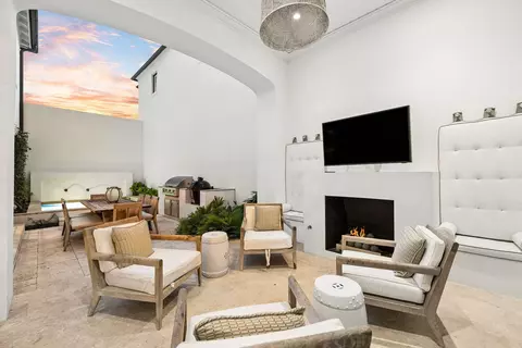Exterior - 94 Nonesuch Way, Alys Beach, FL 32461 photo 3 of 14