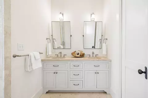 Bath - 94 Nonesuch Way, Alys Beach, FL 32461 photo 1 of 11