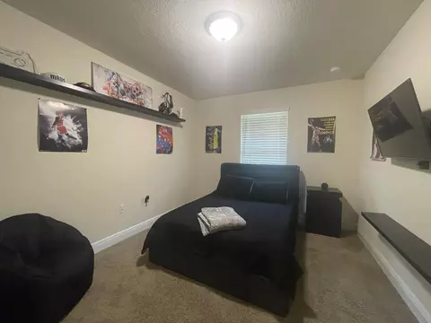 Bedroom - 124 Ridgeway Cir, Crestview, FL 32536 photo 3 of 4