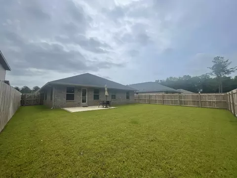Exterior - 124 Ridgeway Cir, Crestview, FL 32536 photo 4 of 4