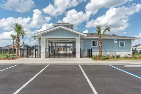 Exterior - 160 Hydrangea Blvd, Freeport, FL 32439 photo 8 of 10