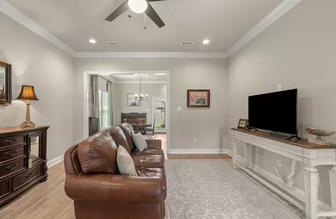 Entry Way - 160 Hydrangea Blvd, Freeport, FL 32439 photo 2 of 5