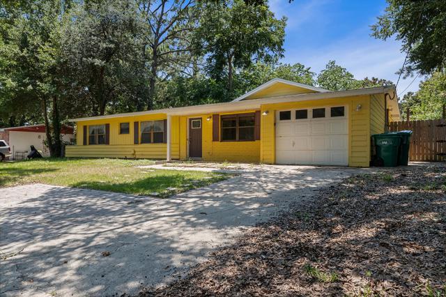 271 Anderson Dr, Mary Esther, FL 32569