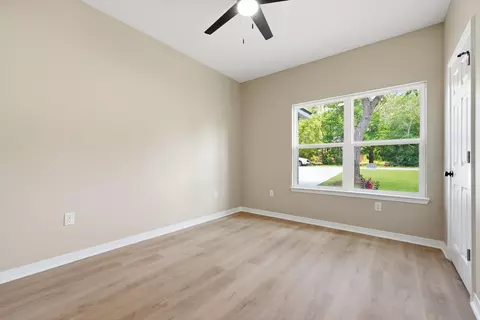 6142 Clover St, Crestview, FL 32539 photo 9