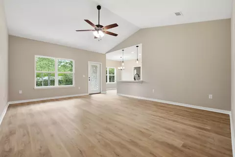 6142 Clover St, Crestview, FL 32539 photo 13