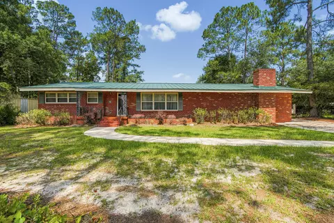 1009 Dogwood Dr, Pell City, AL 35128