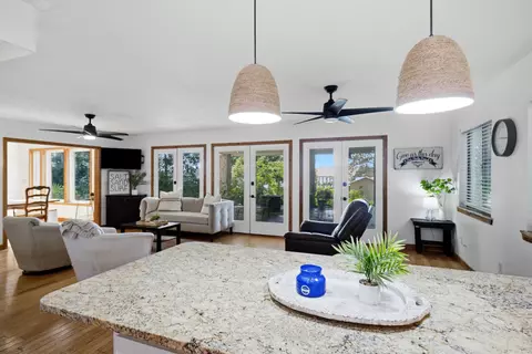 Living - 35 Warwick Dr, Shalimar, FL 32579 photo 4 of 4