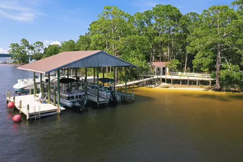View/Area - 35 Warwick Dr, Shalimar, FL 32579 photo 5 of 10