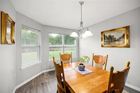 Dining - 2652 Paddock Cir, Crestview, FL 32536 photo 4 of 5