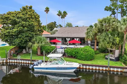 210 Marlin Cir, Panama City Beach, FL 32408