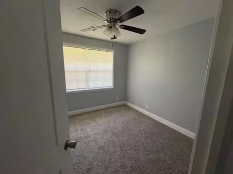 Bedroom - 1540 Texas Pkwy, Crestview, FL 32536 photo 4 of 5