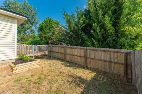 Exterior - 315 Apple Dr, Crestview, FL 32536 photo 7 of 7
