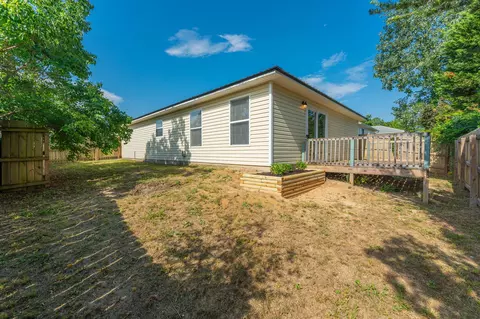 Exterior - 315 Apple Dr, Crestview, FL 32536 photo 6 of 7