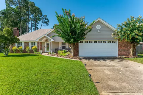 422 Northampton Cir, Fort Walton Beach, FL 32547