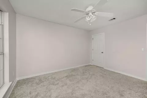 Bedroom - 422 Mara Dr, Crestview, FL 32536 photo 5 of 6