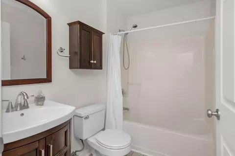Bath - 422 Mara Dr, Crestview, FL 32536 photo 6 of 6