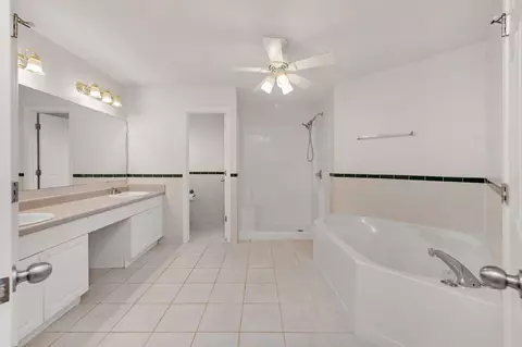 Bath - 422 Mara Dr, Crestview, FL 32536 photo 1 of 6