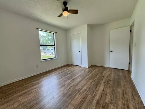 556 Lee Ave, Crestview, FL 32539 photo 8