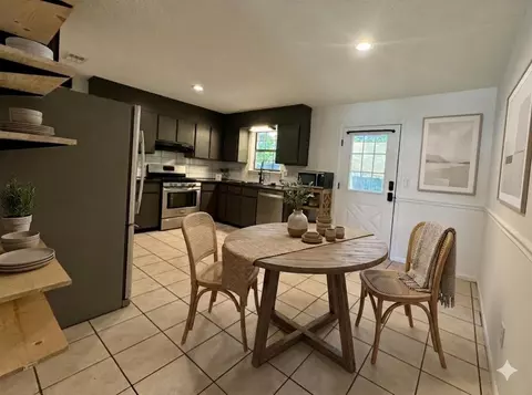 556 Lee Ave, Crestview, FL 32539 photo 3