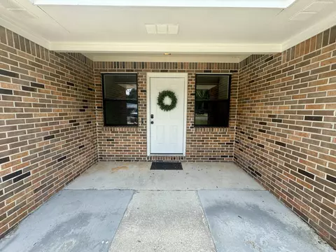 556 Lee Ave, Crestview, FL 32539 photo 4