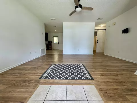 556 Lee Ave, Crestview, FL 32539 photo 5